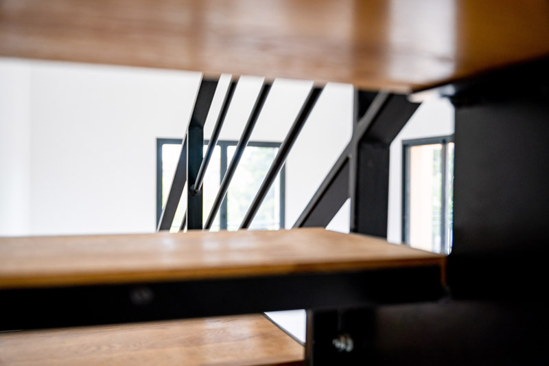 Réalisation d'escaliers en métal - Proval Home